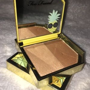Too Faced Pineapple Paradise Bronzer Duo